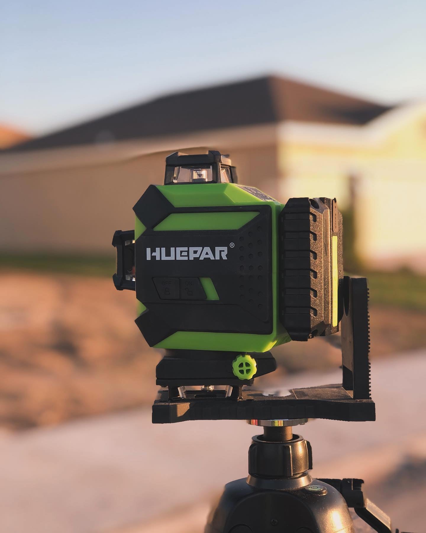 Niveau Laser Huepar 704CG